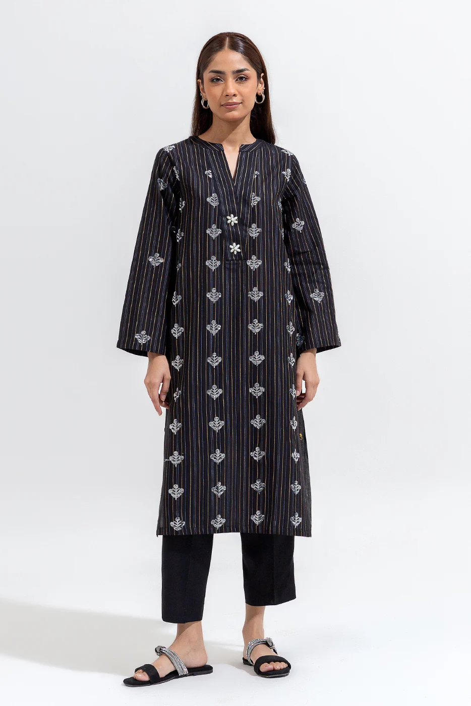 2 PIECE EMBROIDERED JACQUARD SUIT (LUXURY-PRET) - Image 2