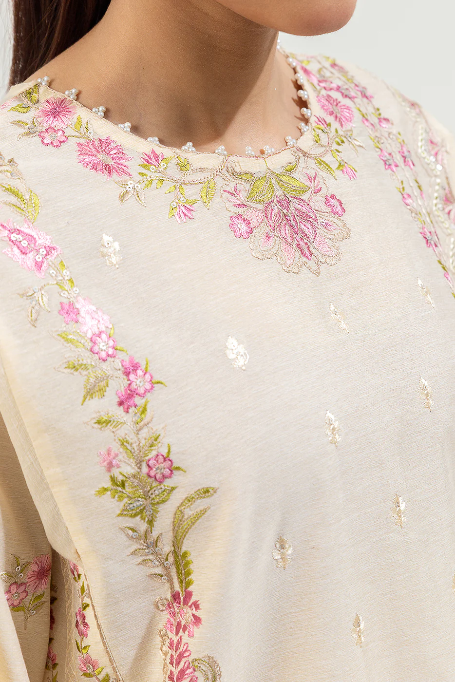 2 PIECE EMBROIDERED FANCY SLUB SUIT (LUXURY-PRET) - Image 4