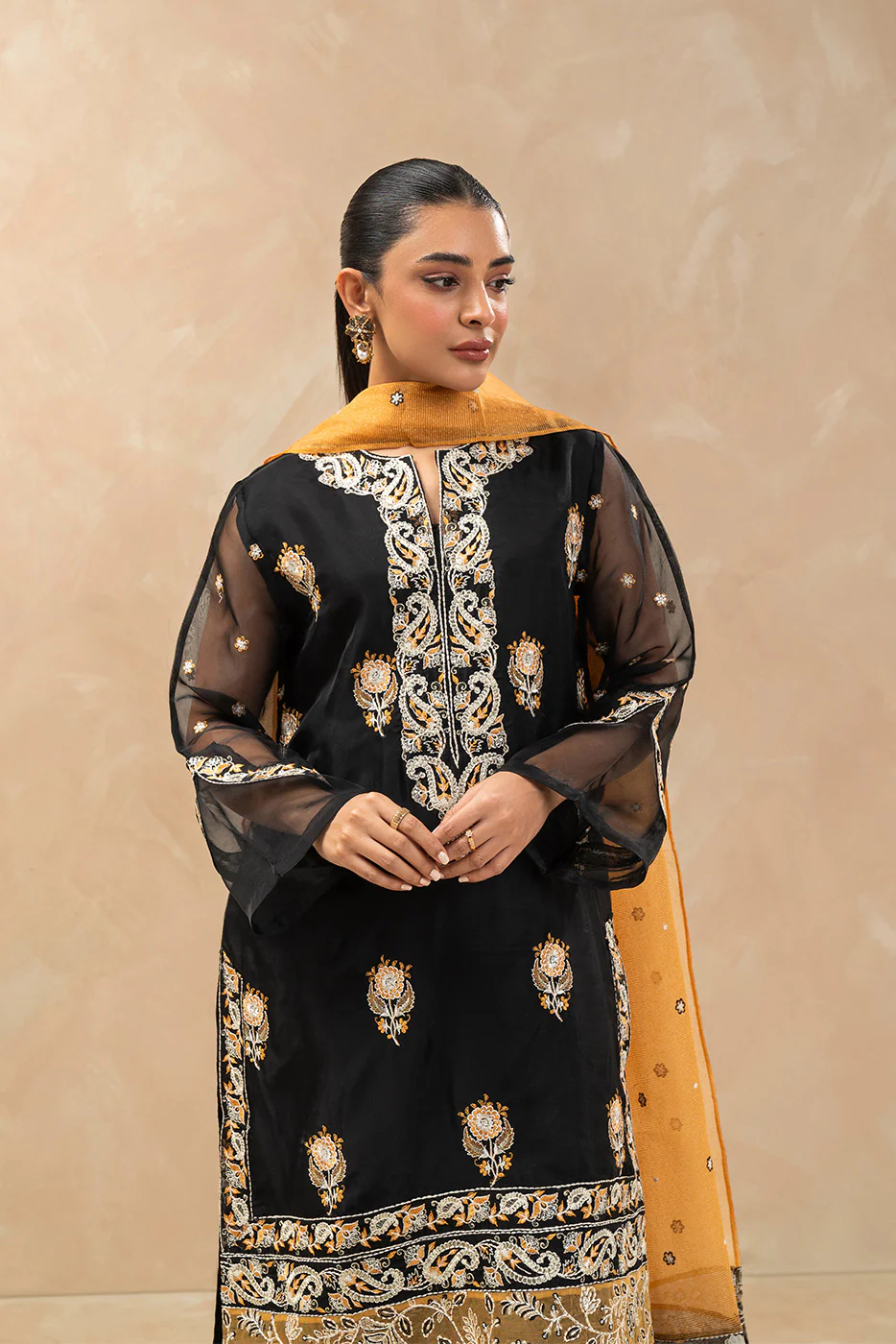 3 PIECE EMBROIDERED ORGANZA SUIT (LUXURY-PRET) - Image 4