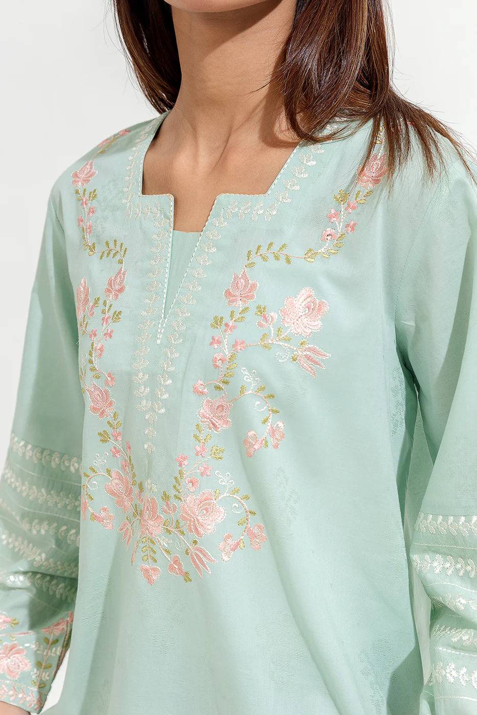 EMBROIDERED JACQUARD TOP (PRET) - Image 2