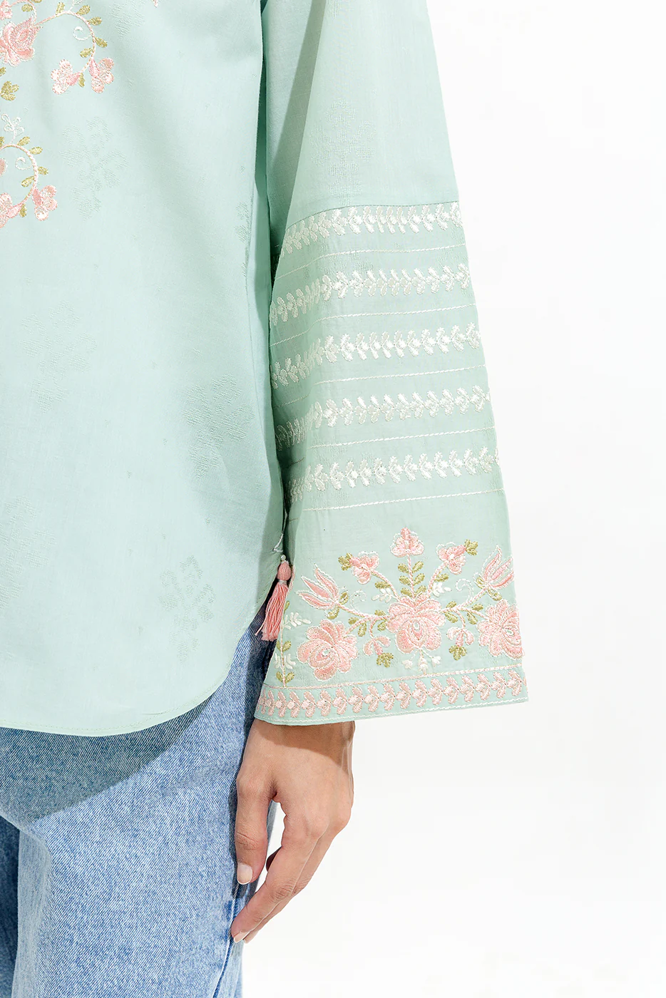 EMBROIDERED JACQUARD TOP (PRET) - Image 3