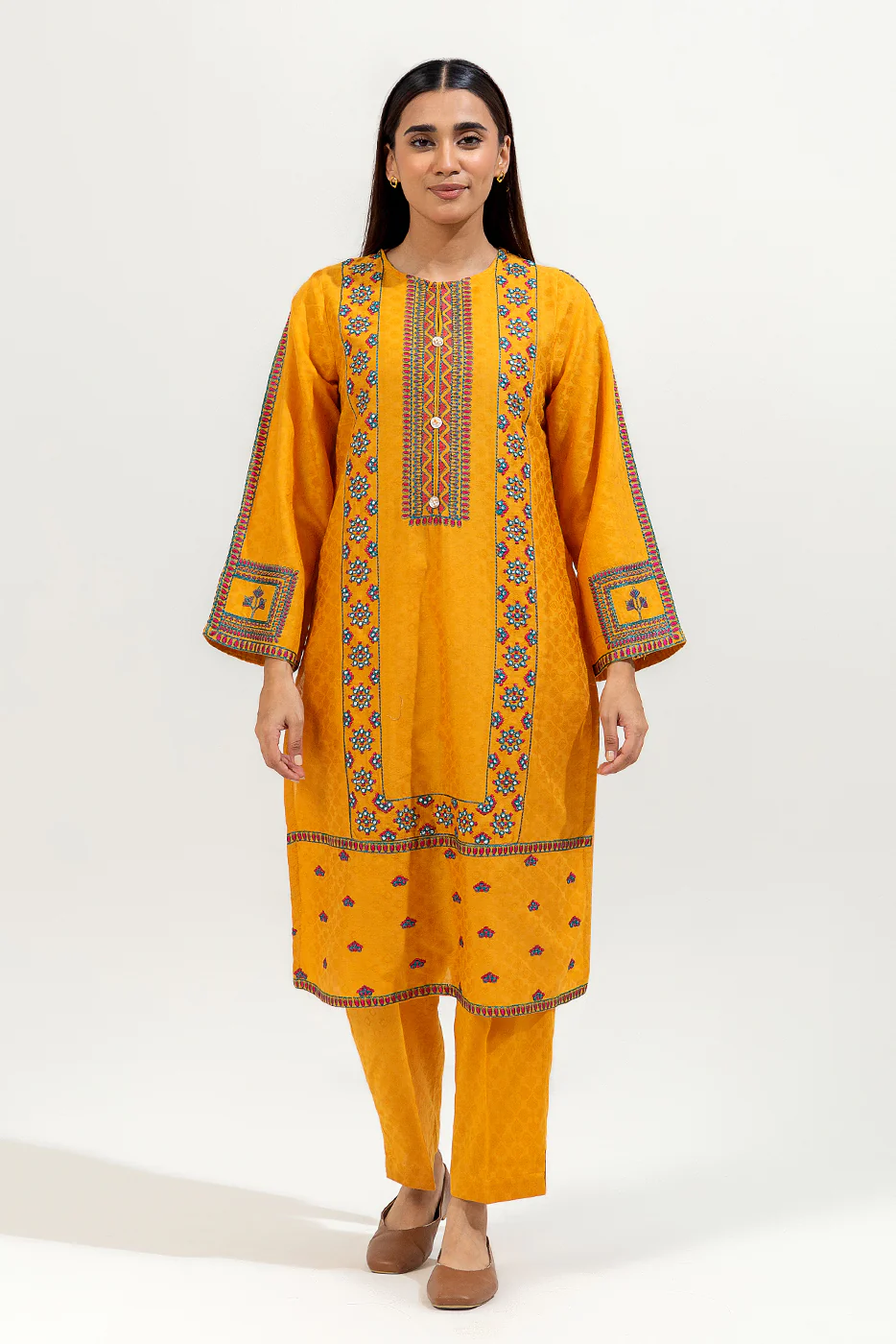2 PIECE EMBROIDERED JACQUARD SUIT (PRET) - Image 2