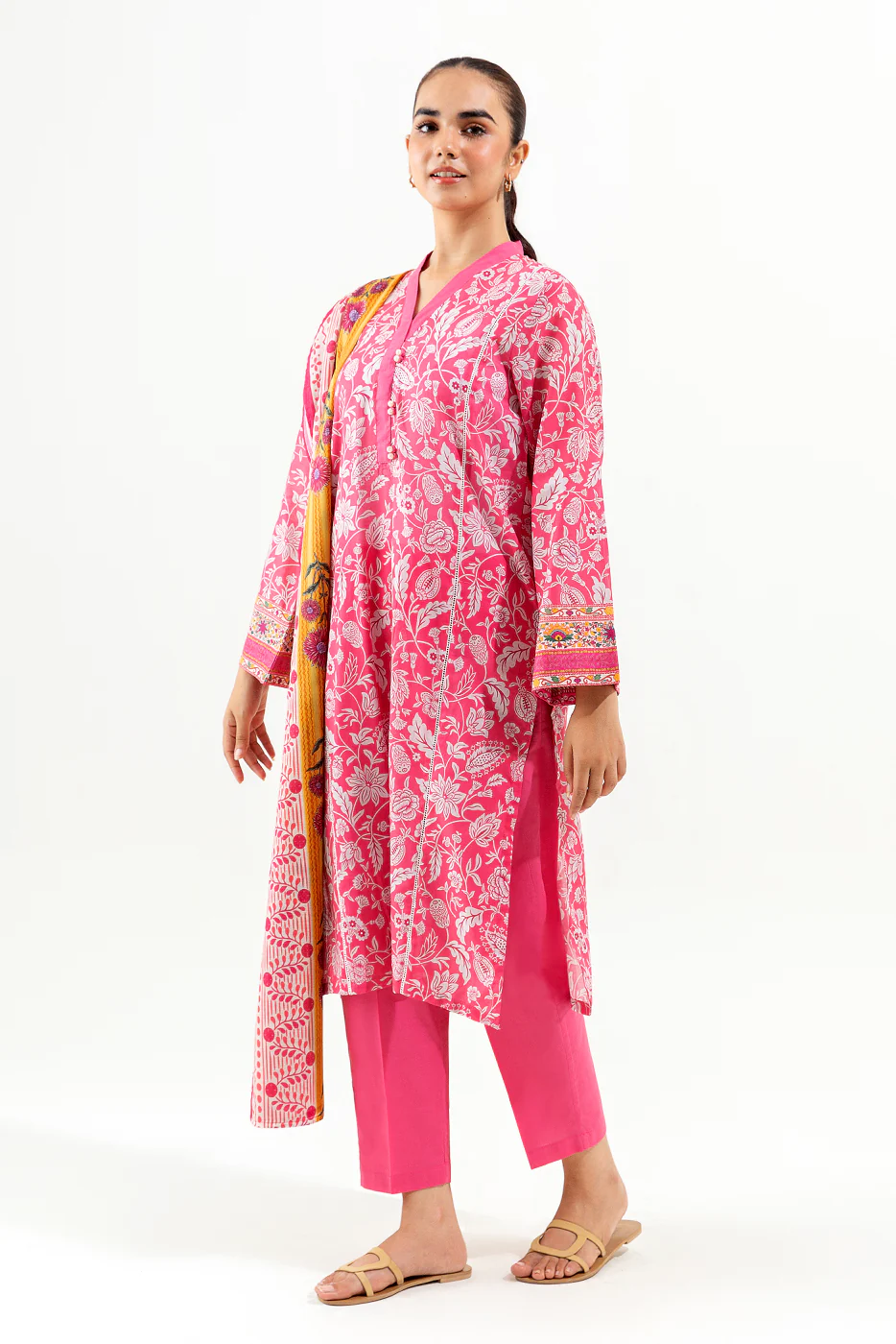 3 PIECE PRINTED LAWN SUIT (PRET) - Image 4