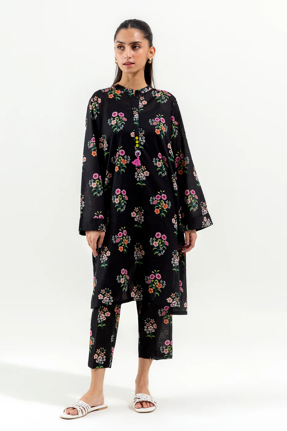 2 PIECE PRINTED LAWN SUIT (PRET) - Image 2