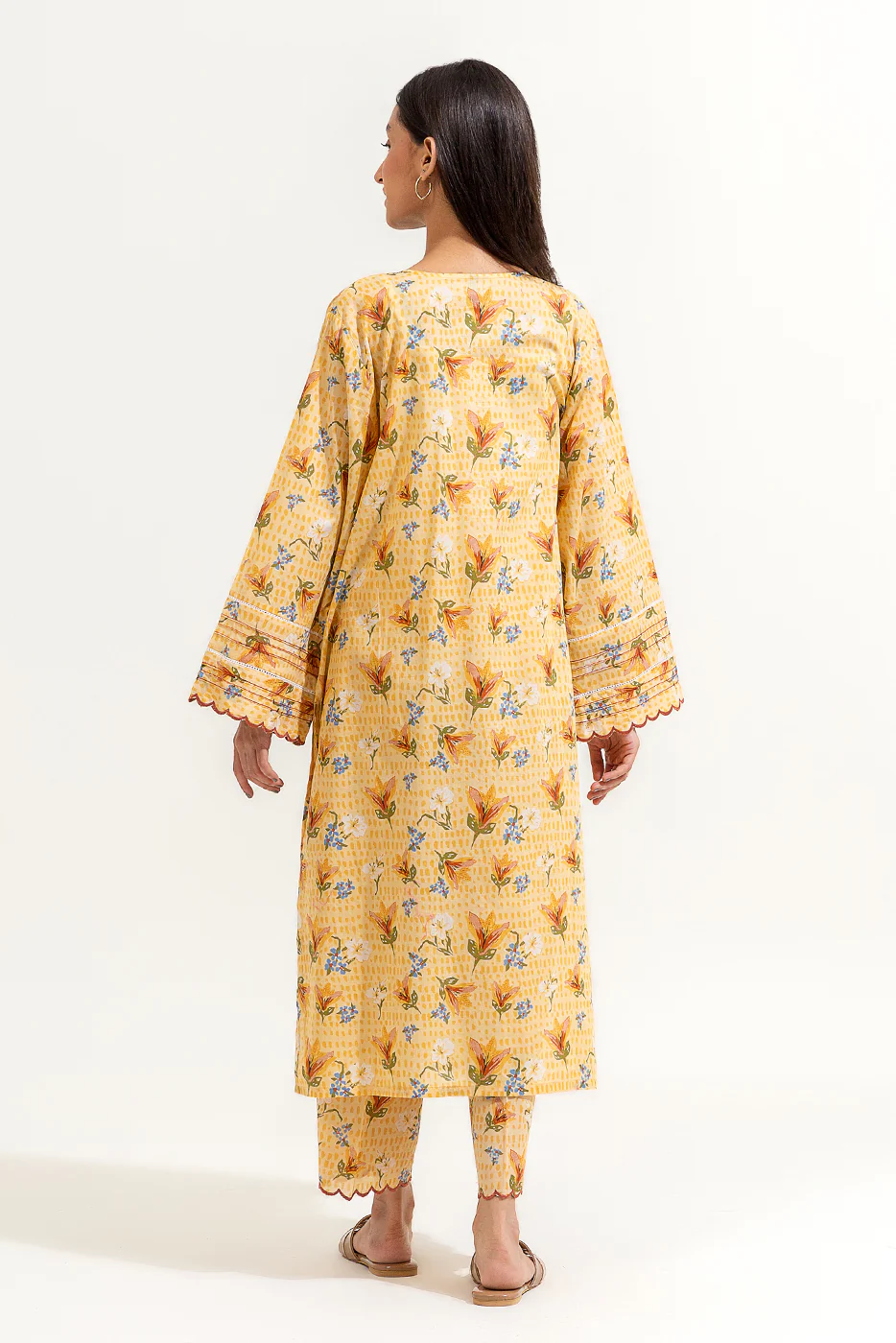 2 PIECE PRINTED LAWN SUIT (PRET) - Image 3