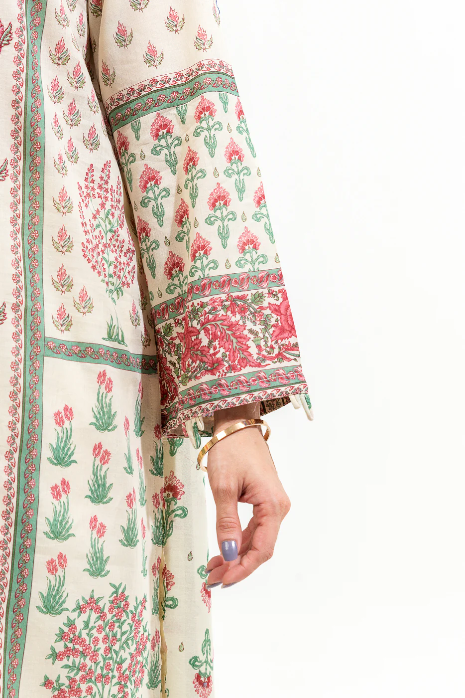 3 PIECE EMBROIDERED LAWN SUIT (PRET) - Image 3