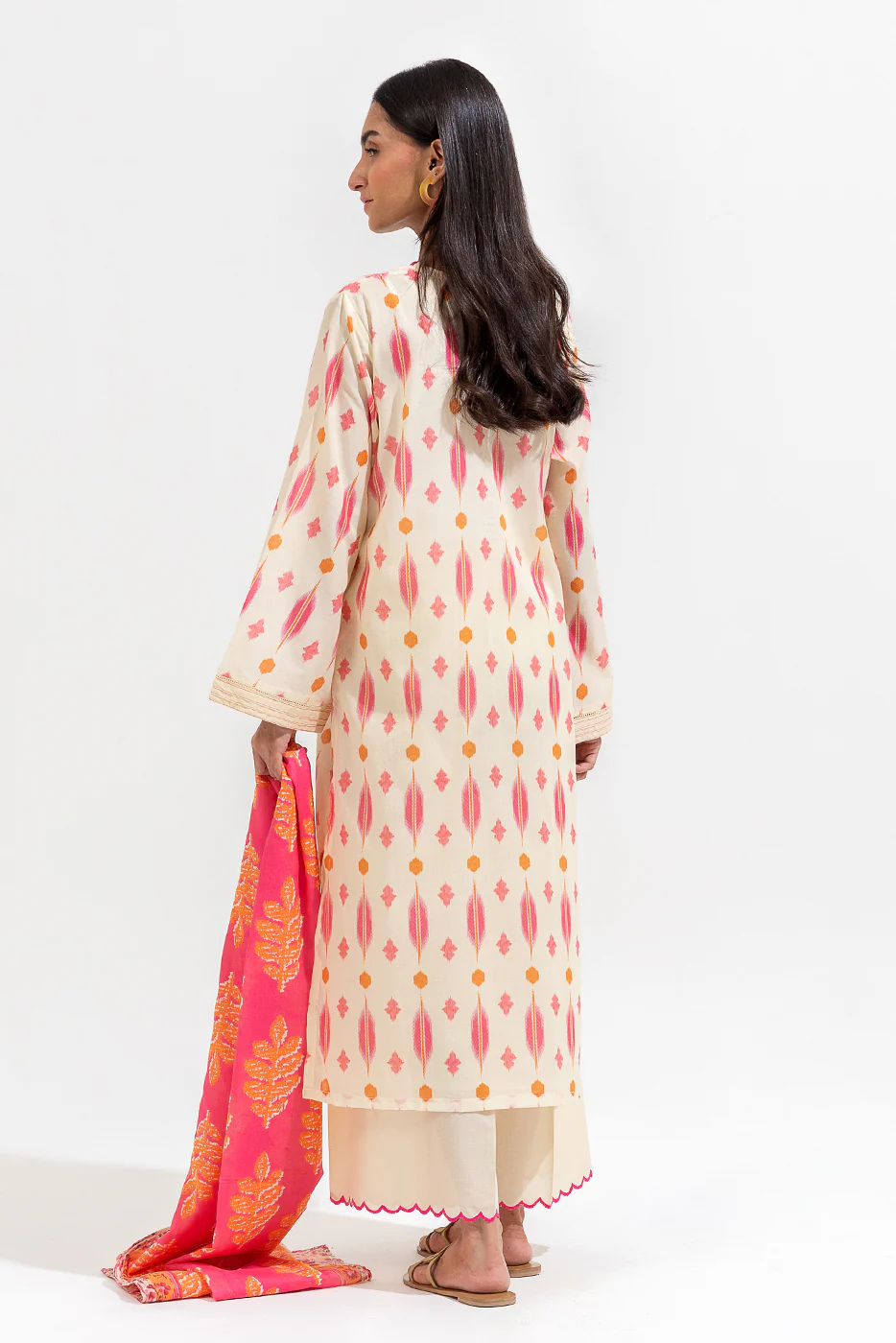 3 PIECE PRINTED LAWN SUIT (PRET) - Image 4