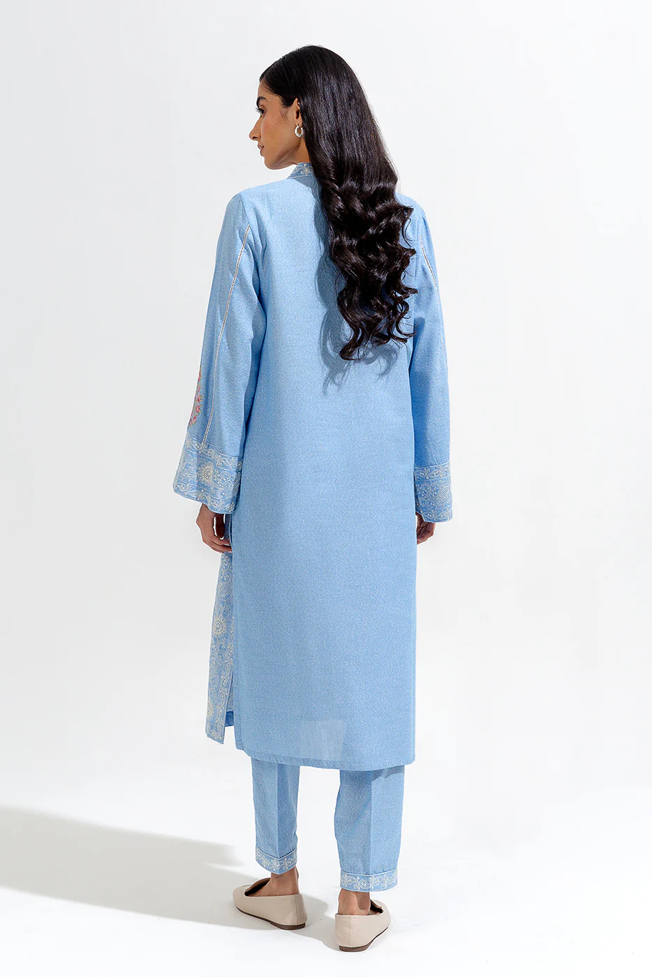 2 PIECE EMBROIDERED KARANDI SUIT (PRET) - Image 4