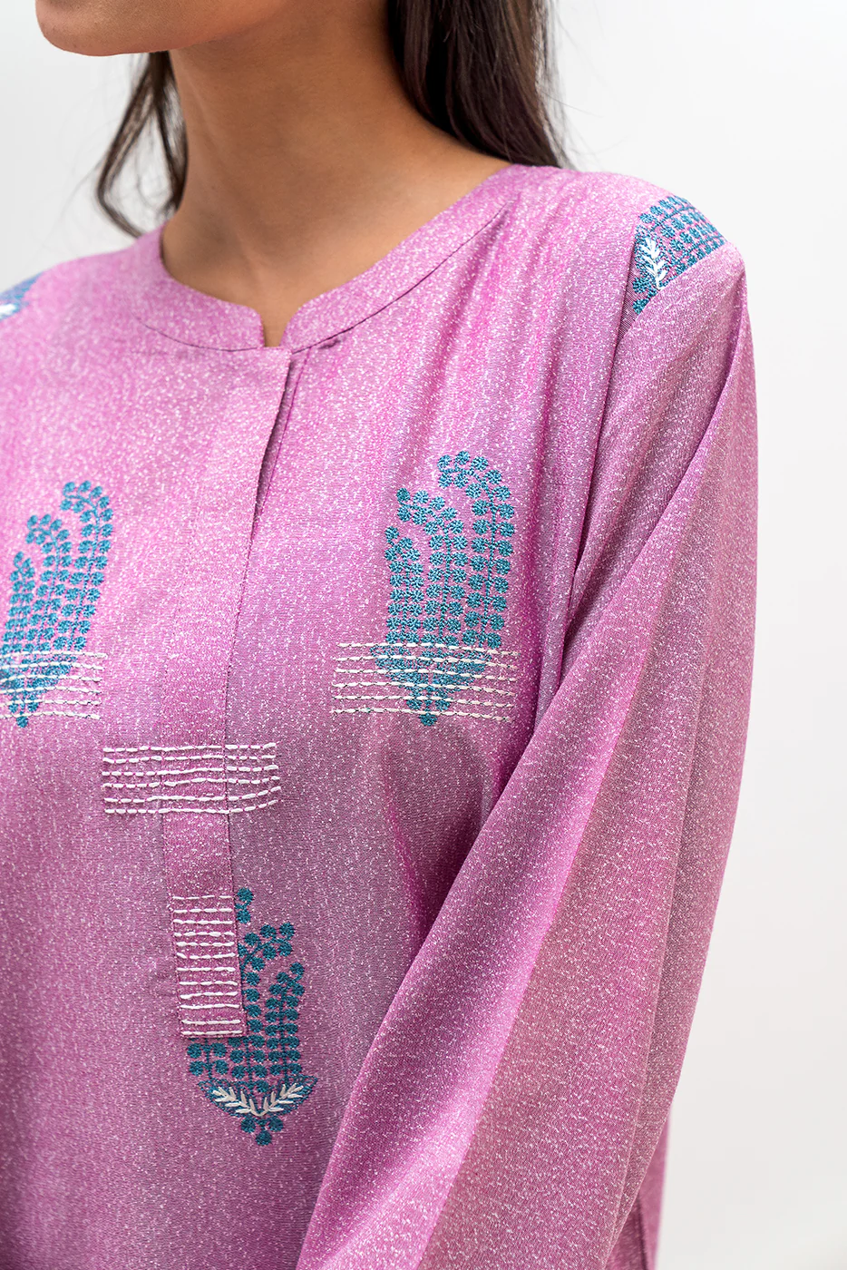 2 PIECE EMBROIDERED KARANDI SUIT (PRET) - Image 4