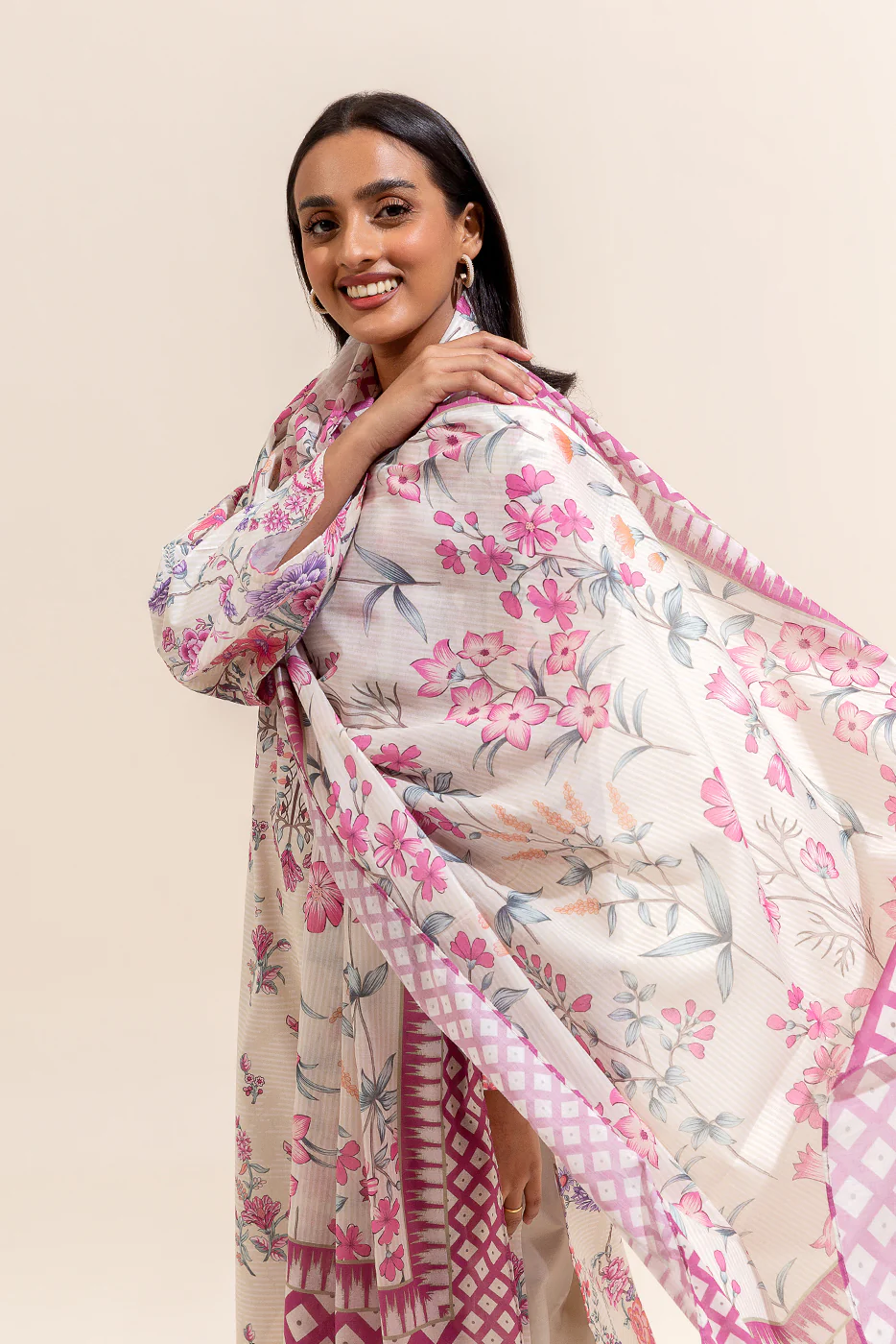 3 PIECE PRINTED LAWN SUIT-CRÈME FLORALS (UNSTITCHED)
