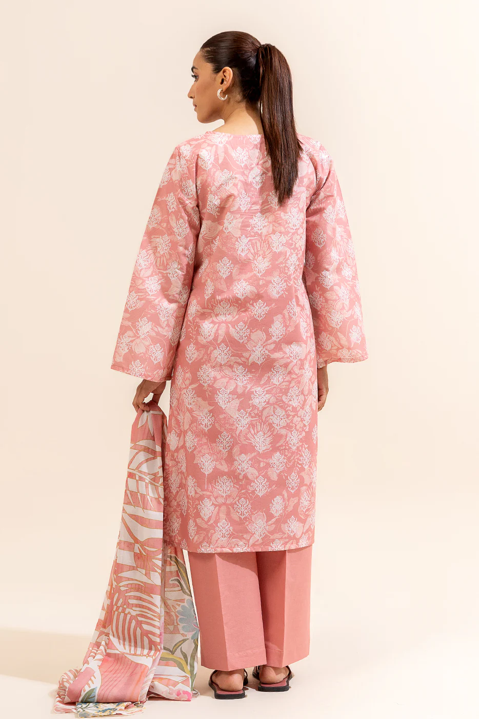 3 PIECE PRINTED LAWN SUIT-BLUSH BLOSSOM (UNSTITCHED) - Image 6