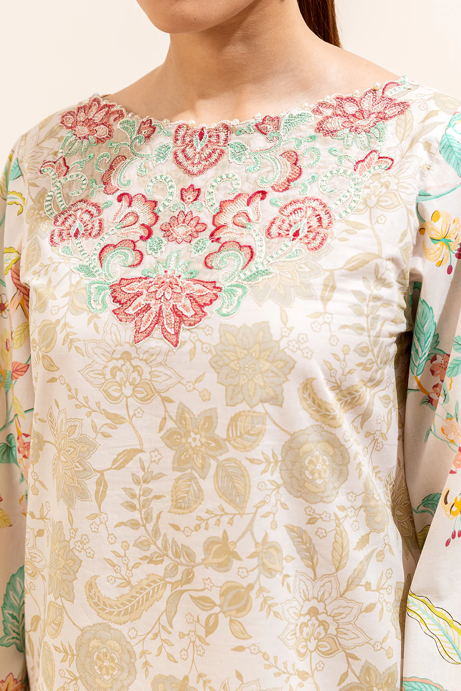 3 PIECE EMBROIDERED LAWN SUIT-BEIGE TAPESTRY (UNSTITCHED) - Image 2