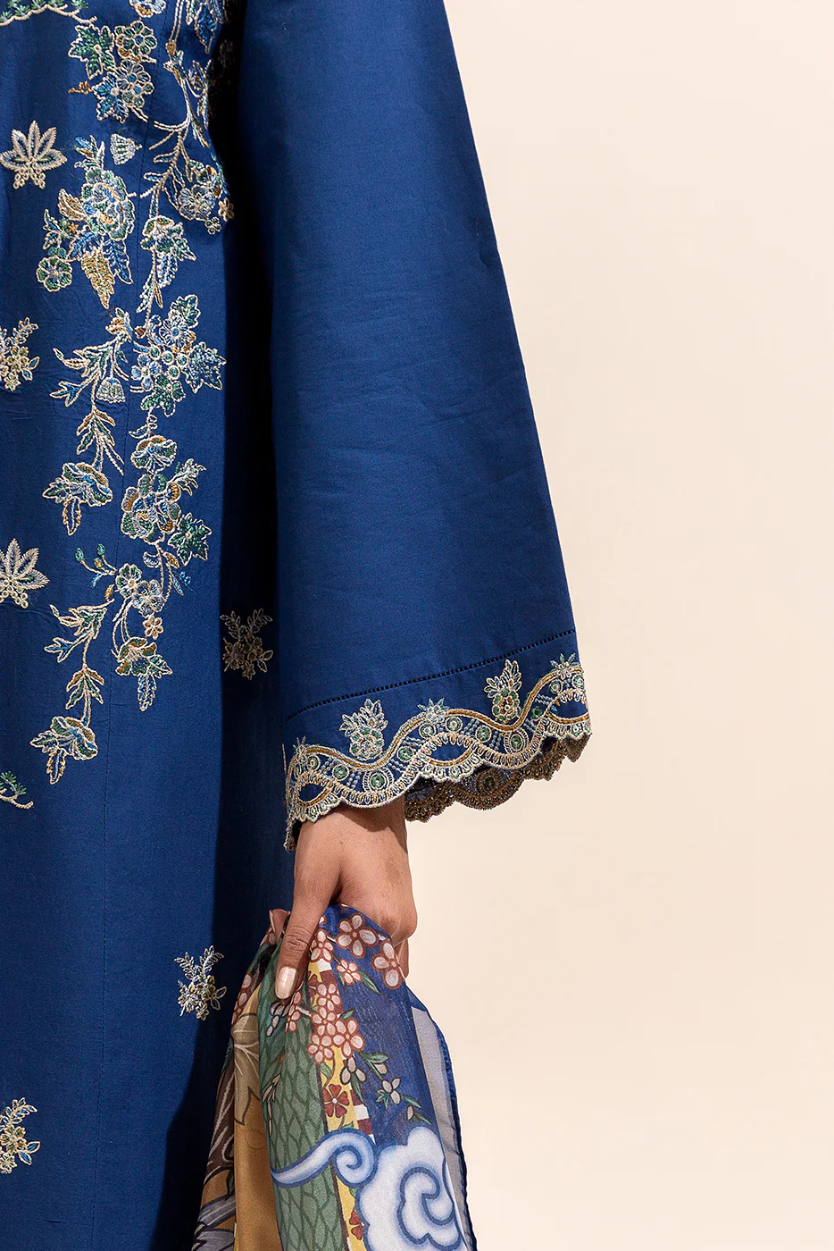 3 PIECE EMBROIDERED LAWN SUIT-NAVY MEADOW (UNSTITCHED) - Image 6