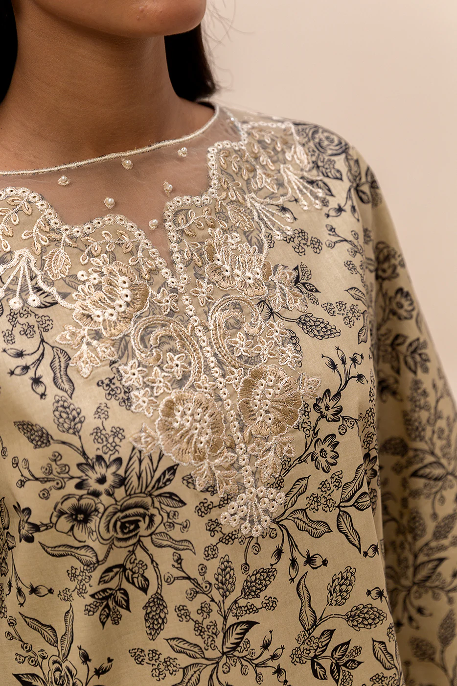 3 PIECE EMBROIDERED LAWN SUIT-BEIGE WHISPER (UNSTITCHED) - Image 5