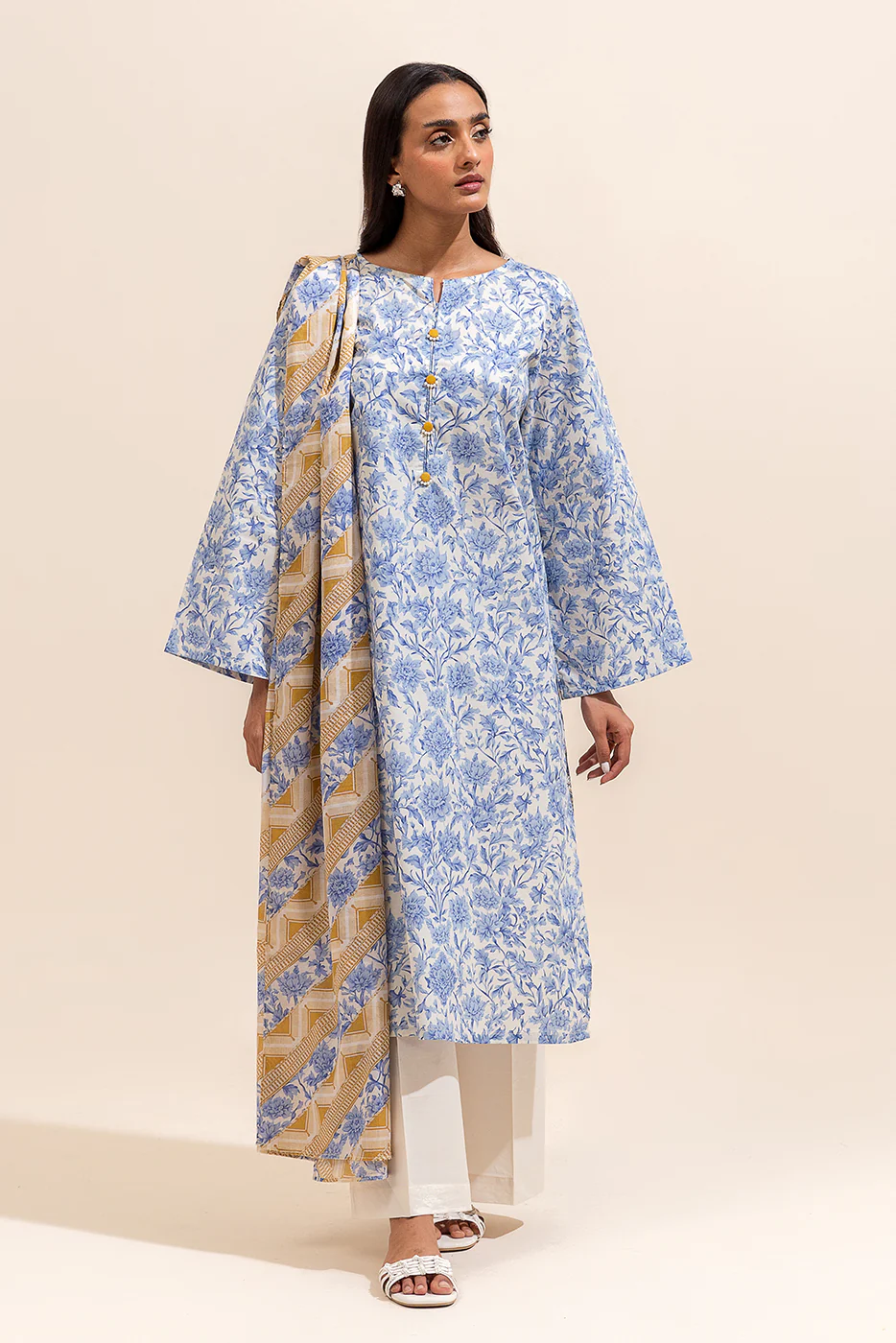 3 PIECE PRINTED LAWN SUIT-BLUE HUE ( UNSTITCHED) - Image 2