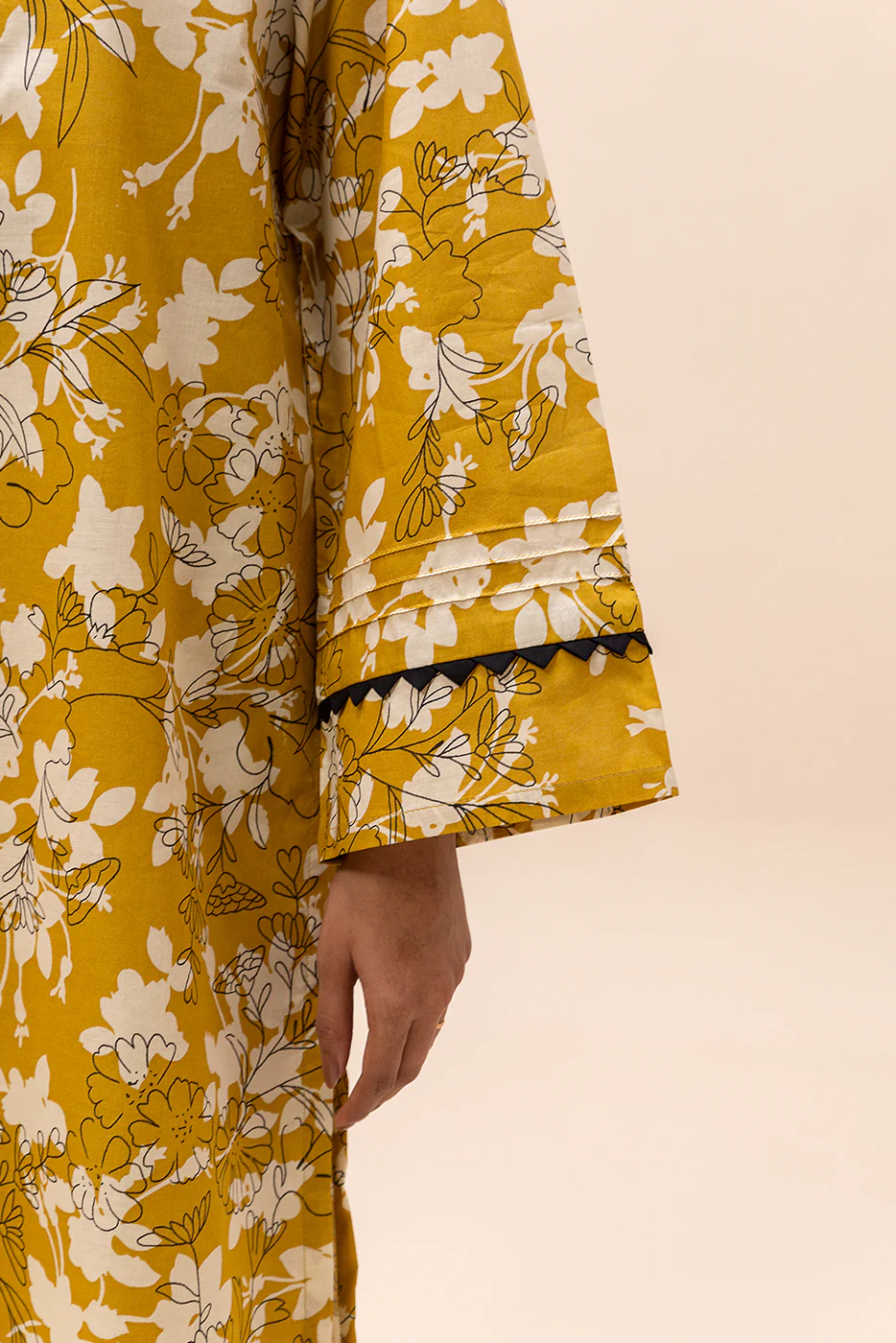 2 PIECE PRINTED LAWN SUIT-DANDELION CHARM (UNSTITCHED) - Image 5