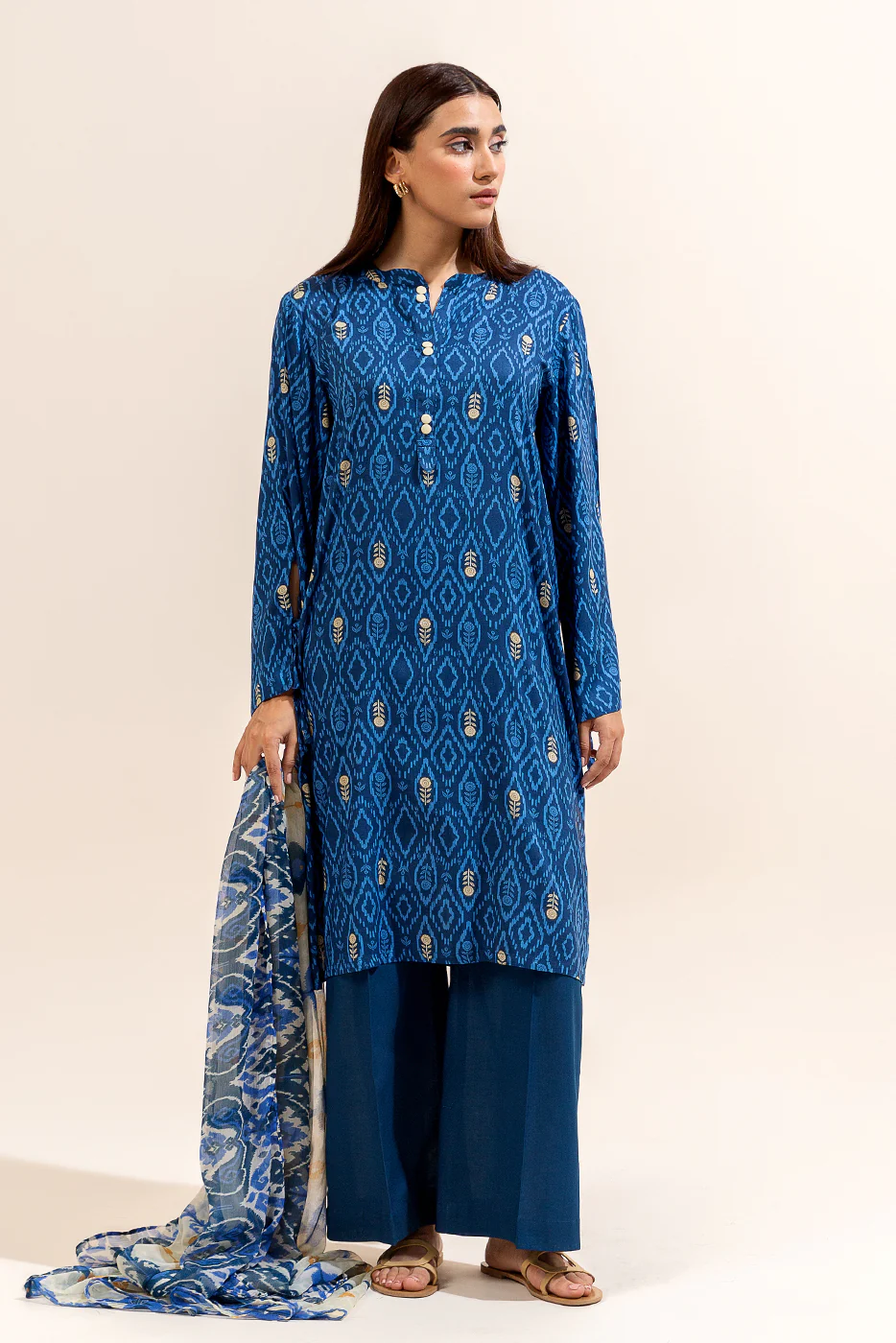 2 PIECE PRINTED LAWN SUIT-AZURE TALE (UNSTITCHED) - Image 5