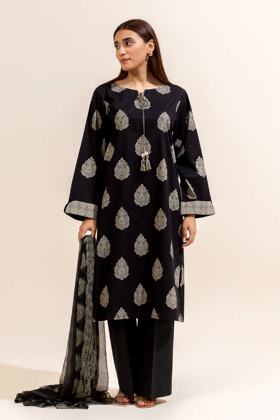 2 PIECE PRINTED LAWN SUIT-SABLE MELODY (UNSTITCHED) - Image 5