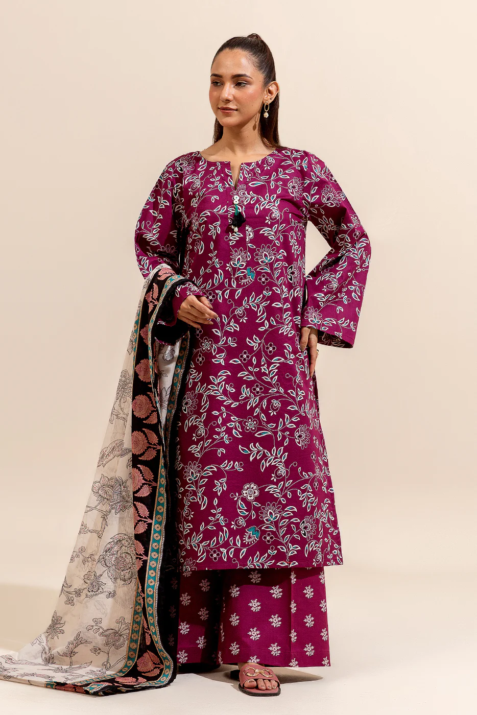 3 PIECE PRINTED LAWN SUIT-MAGENTA VOILE (UNSTITCHED) - Image 3