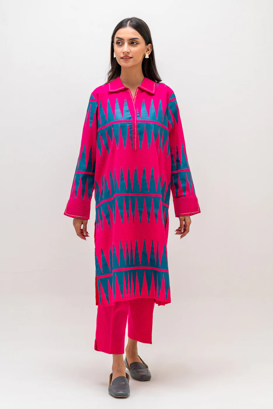 2 PIECE PRINTED JACQUARD SUIT (PRET) - Image 2