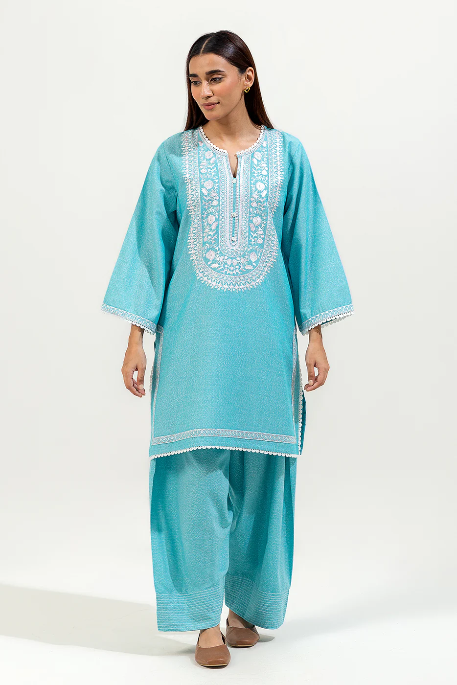 2 PIECE EMBROIDERED KARANDI SUIT (PRET) - Image 2
