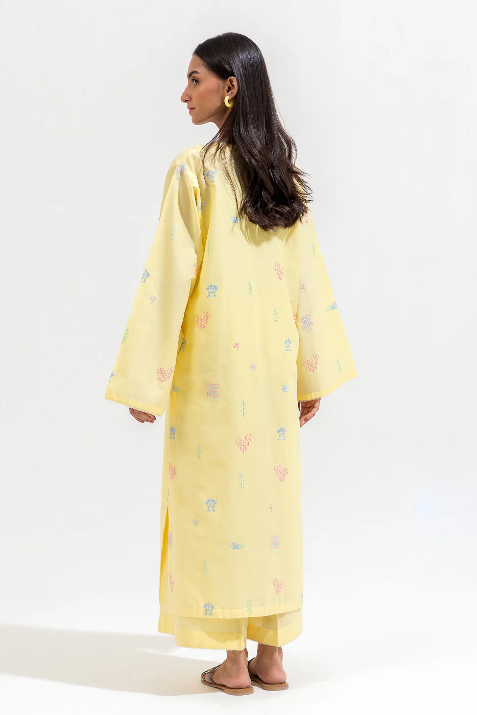 2 PIECE EMBROIDERED LAWN SUIT (PRET) - Image 3
