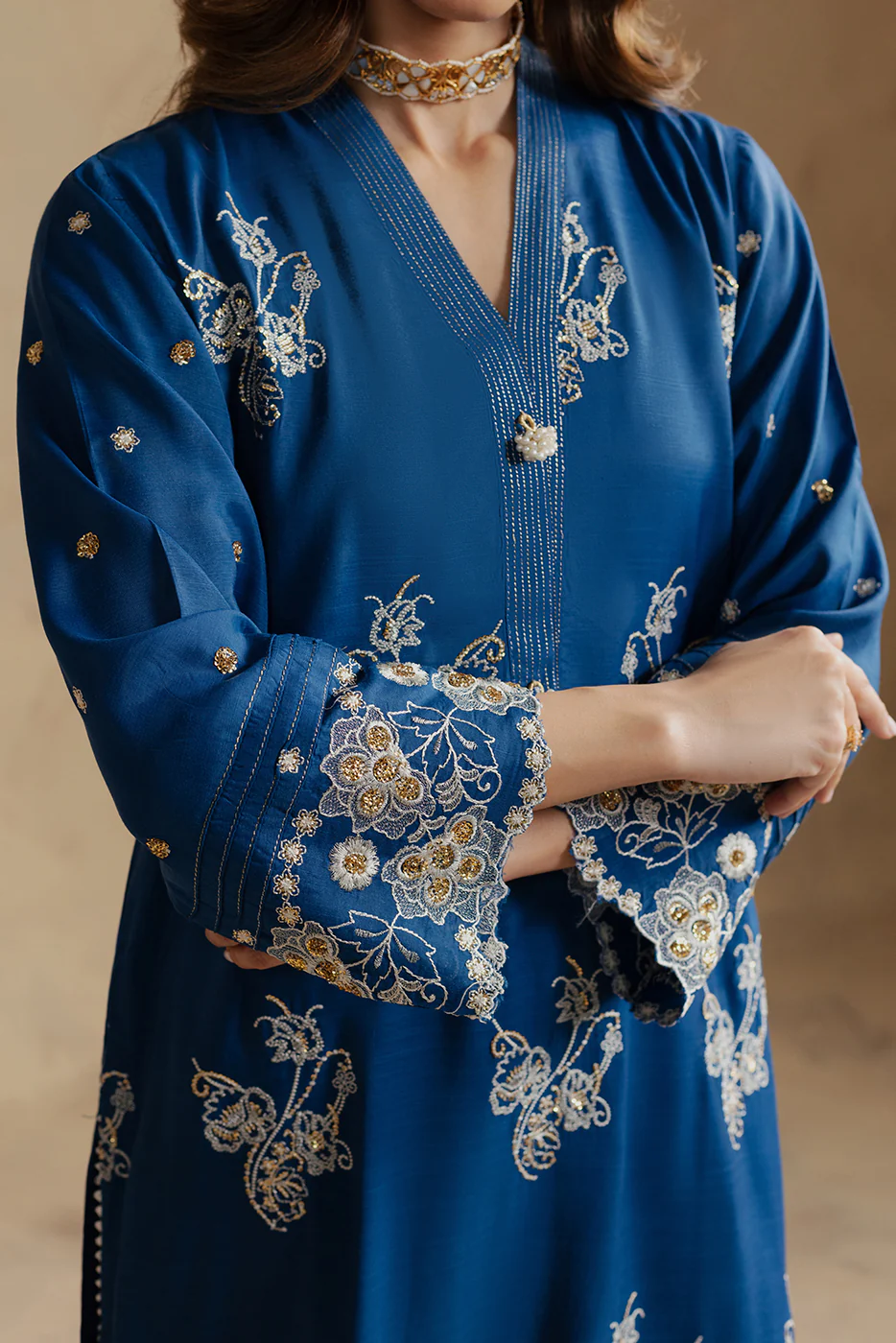 2 PIECE EMBROIDERED SILK SUIT (LUXURY-PRET) - Image 7