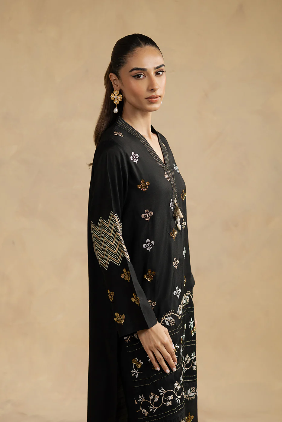 2 PIECE EMBROIDERED SILK SUIT (LUXURY-PRET) - Image 2