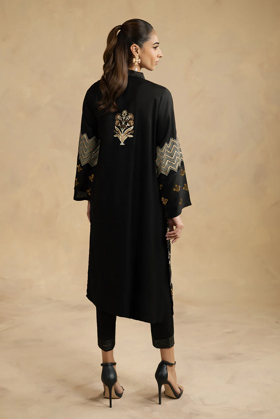 2 PIECE EMBROIDERED SILK SUIT (LUXURY-PRET) - Image 5