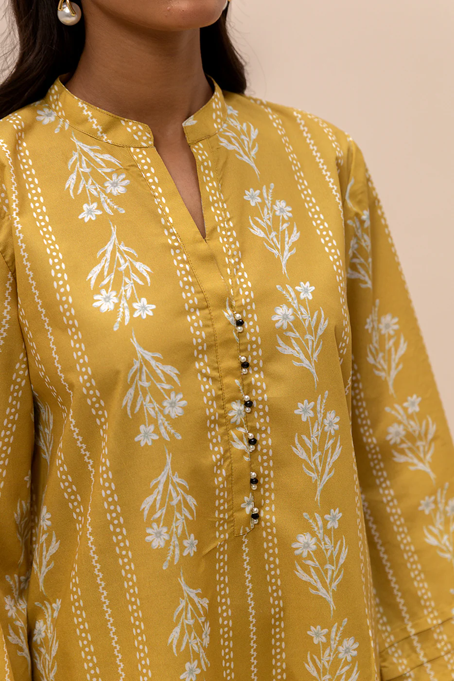 3 PIECE PRINTED LAWN SUIT-LIME GLAM (UNSTITCHED) - Image 5