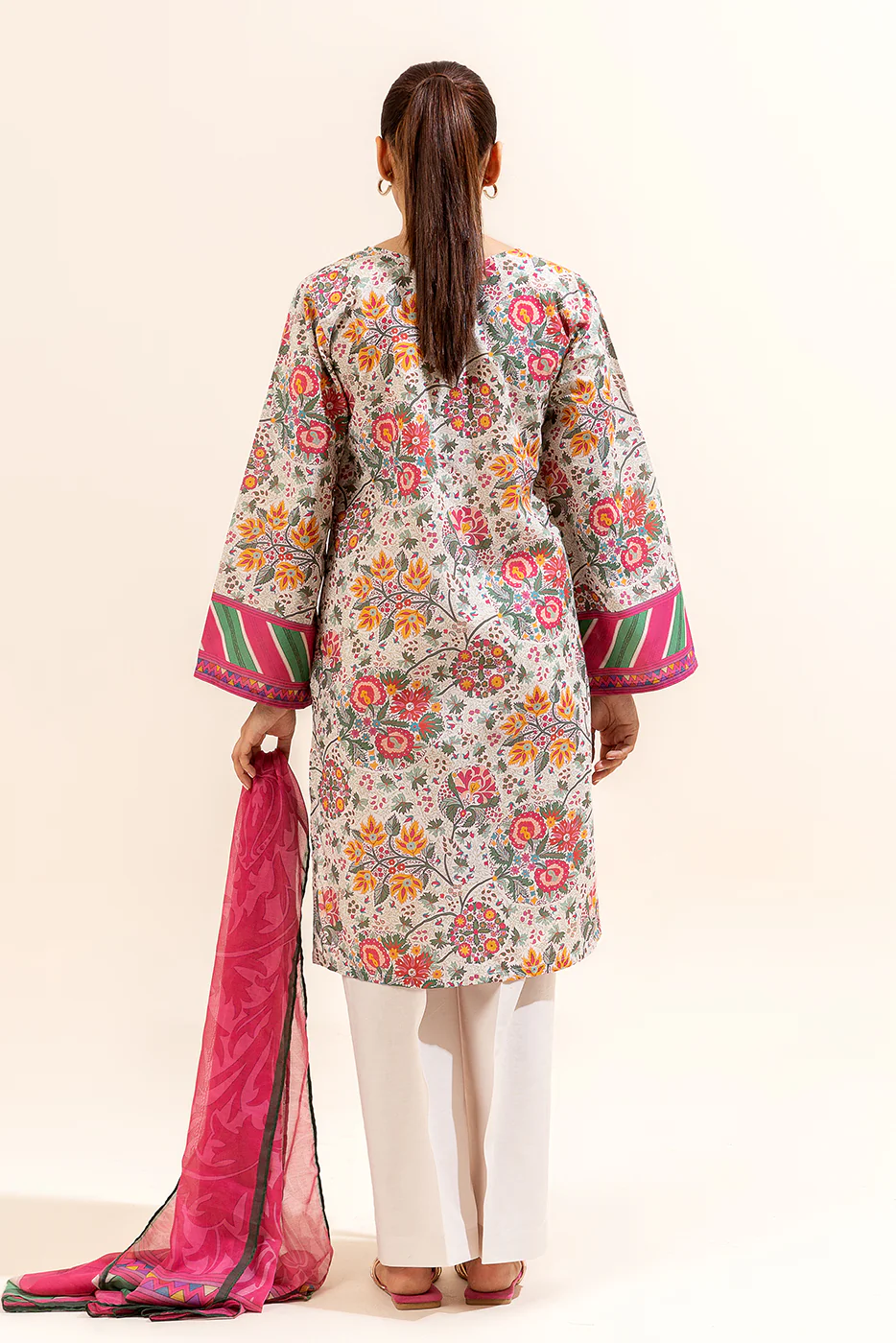 3 PIECE PRINTED LAWN SUIT-ROSADIA DREAM (UNSTITCHED) - Image 6