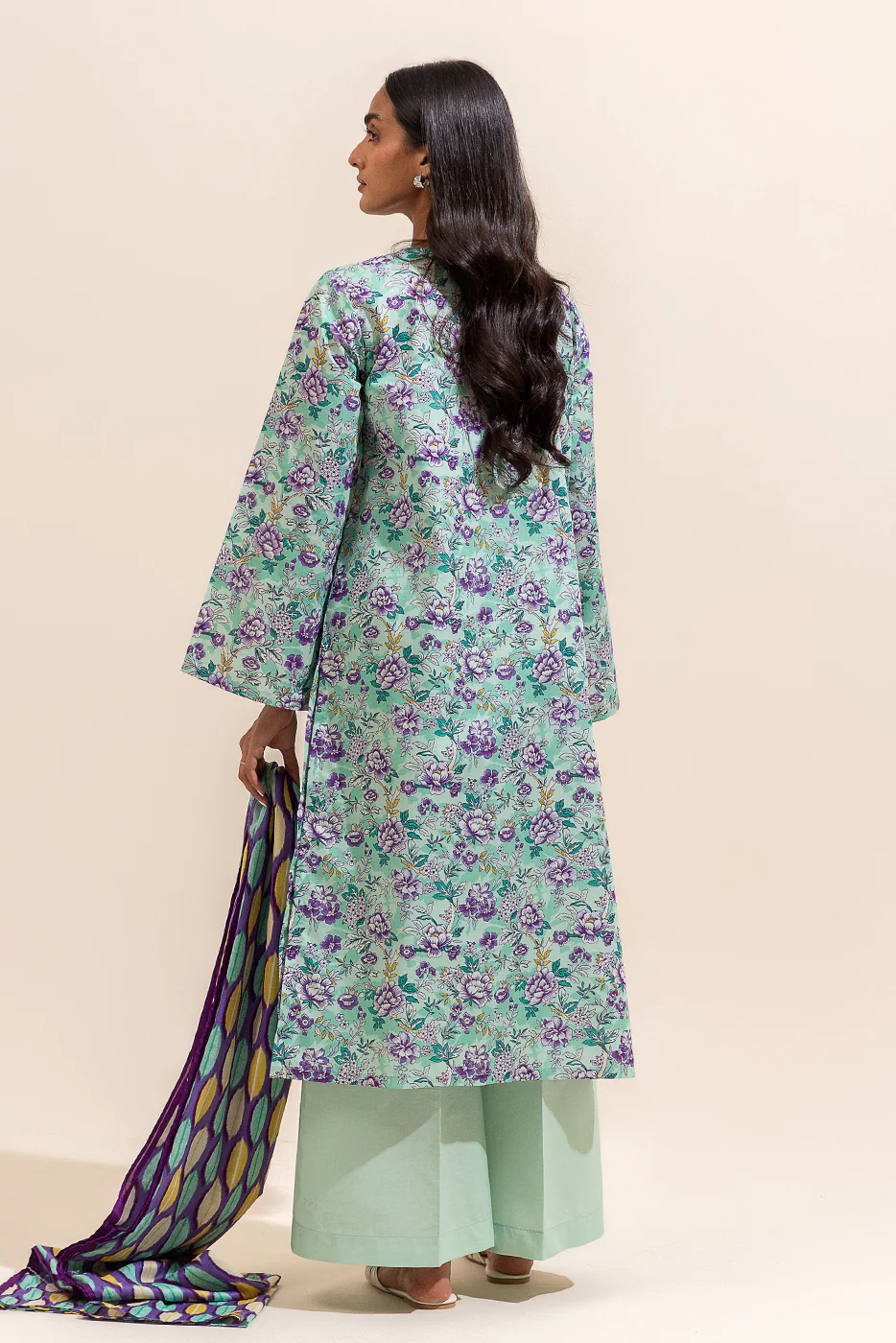 3 PIECE PRINTED LAWN SUIT-PALE GARDENIA ( UNSTITCHED) - Image 4