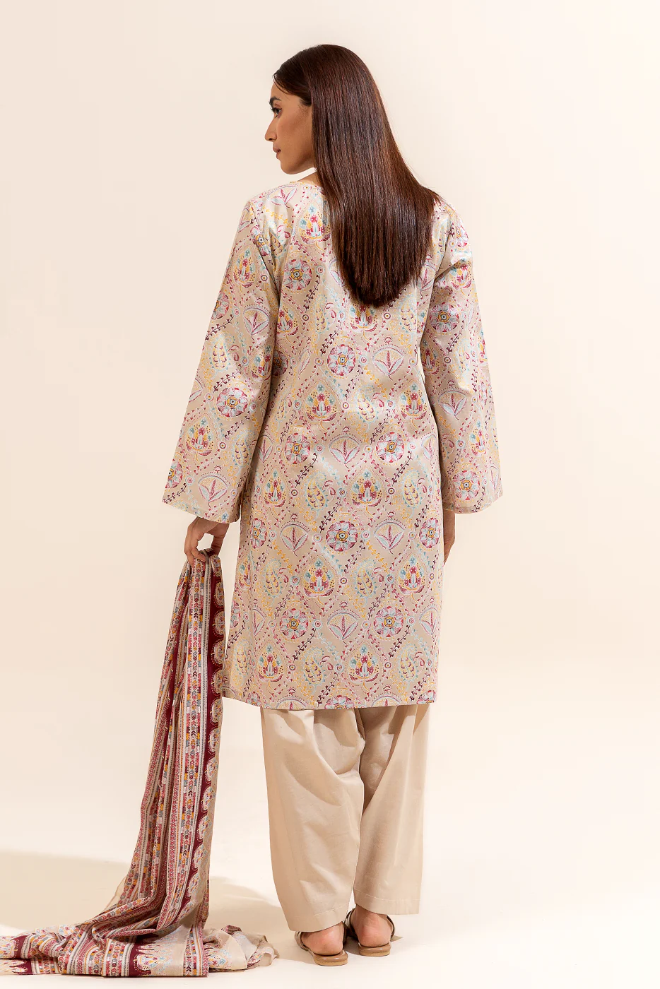 3 PIECE PRINTED LAWN SUIT-IVORY MUSK (UNSTITCHED) - Image 6