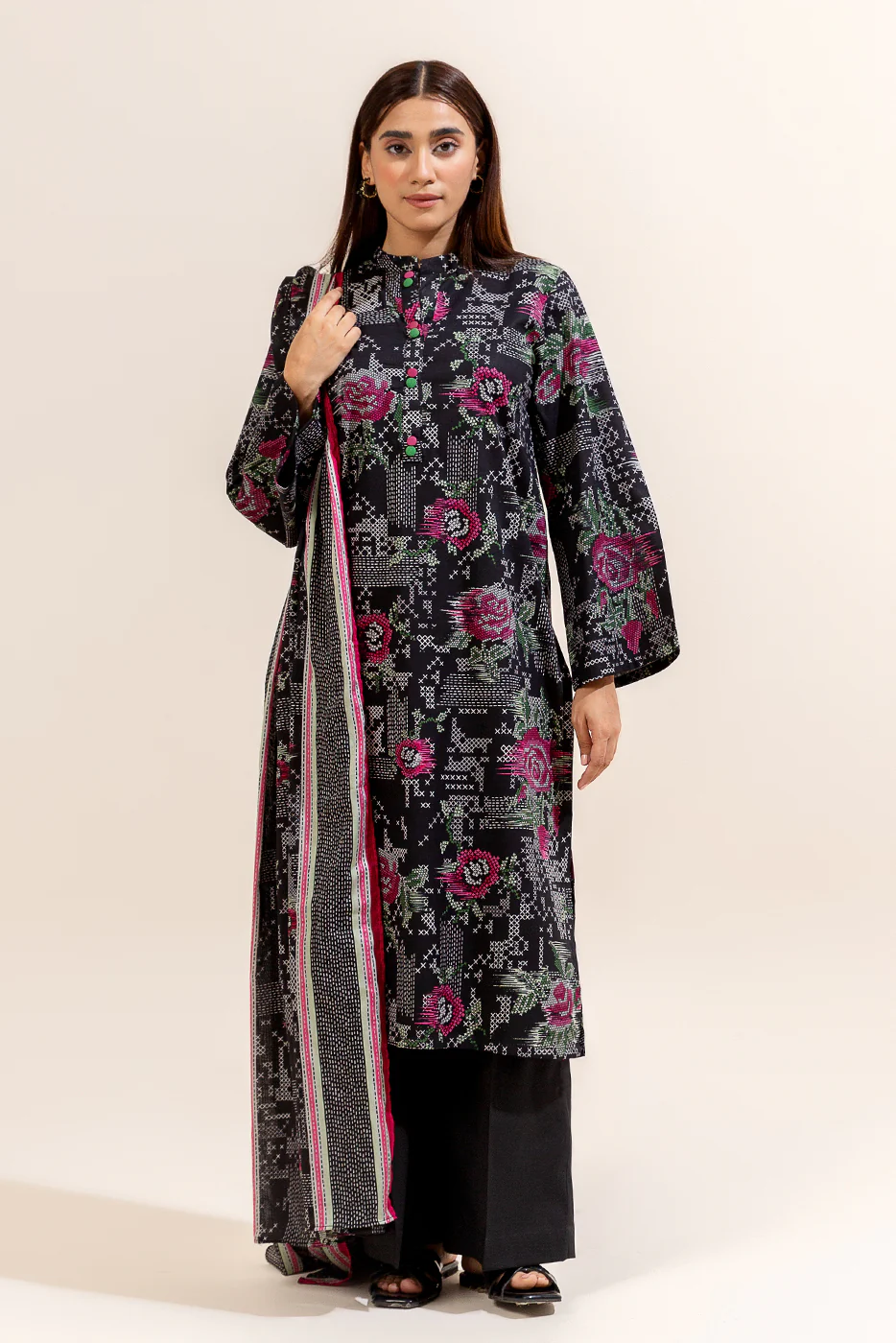 3 PIECE PRINTED LAWN SUIT-AURIC GLOOM (UNSTITCHED) - Image 4