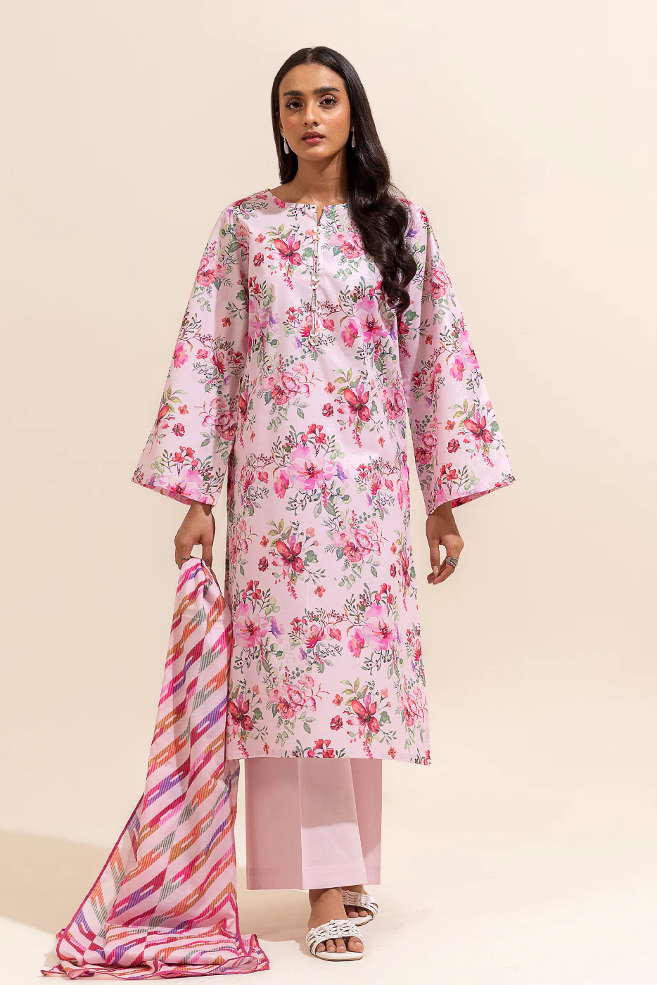 3 PIECE PRINTED LAWN SUIT-DIVINE ROSE (UNSTITCHED) - Image 4