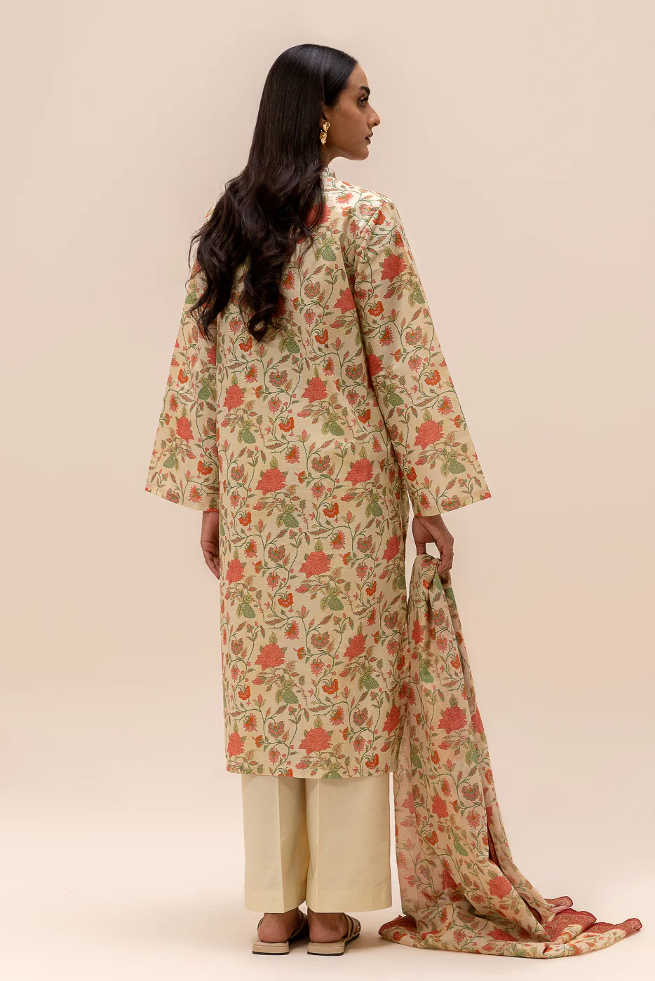 3 PIECE PRINTED LAWN SUIT-IVORY DREAM (UNSTITCHED) - Image 4