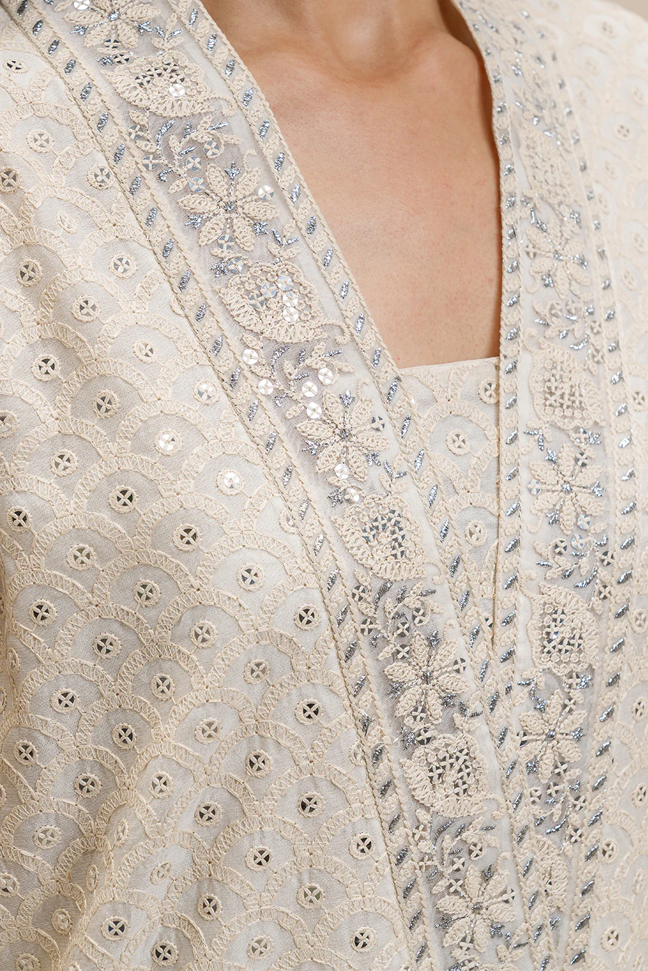 2 PIECE EMBROIDERED PAPER COTTON SUIT (LUXURY-PRET) - Image 4
