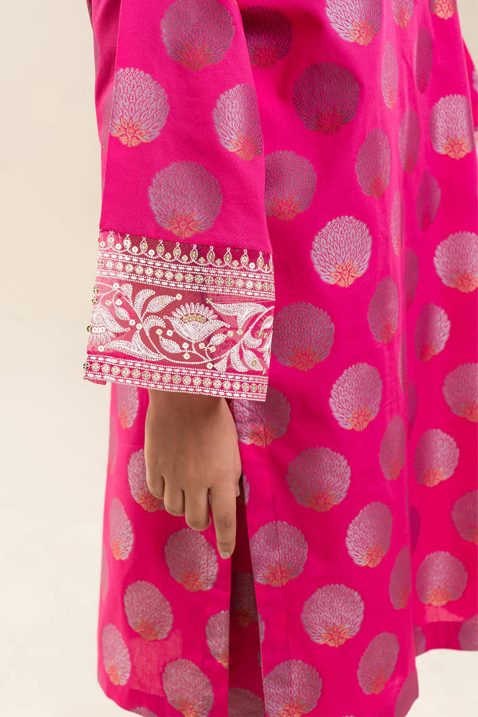 2 PIECE EMBROIDERED JACQUARD SUIT (PRET) - Image 4