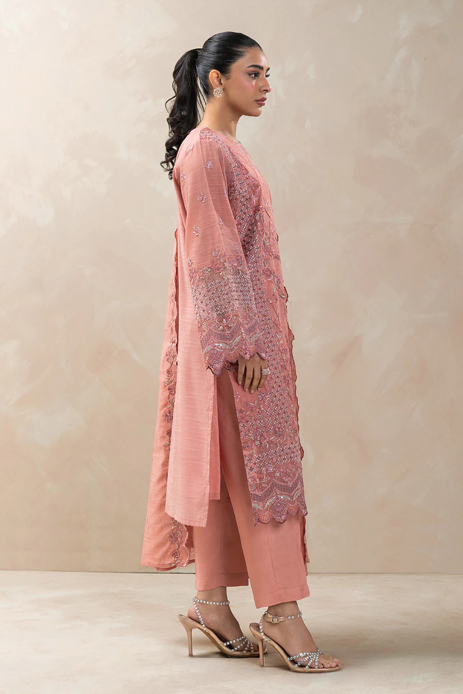 3 PIECE EMBROIDERED MONARK SUIT (LUXURY-PRET) - Image 4