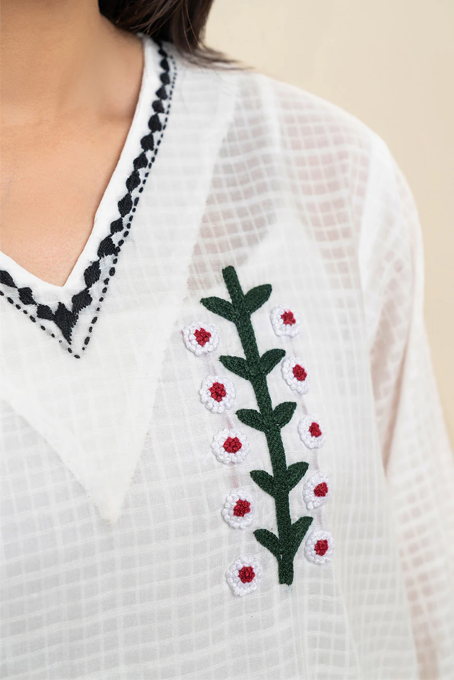 EMBROIDERED LAWN SHIRT (PRET) - Image 6