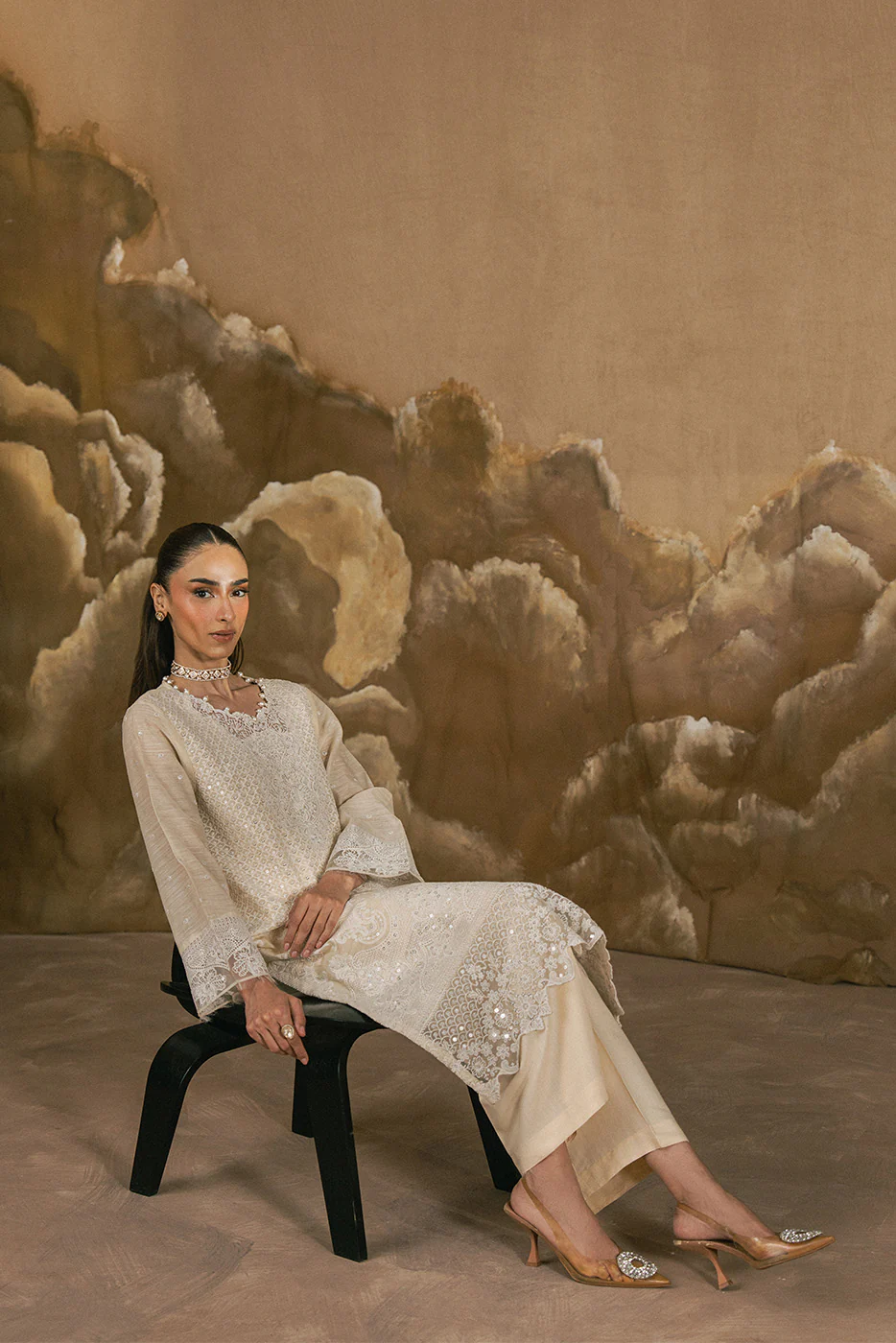 2 PIECE EMBROIDERED MONARK SUIT (LUXURY-PRET) - Image 2