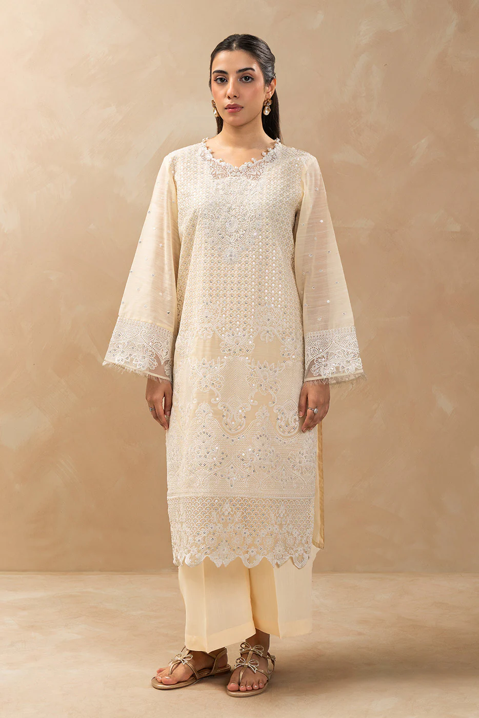 2 PIECE EMBROIDERED MONARK SUIT (LUXURY-PRET) - Image 4