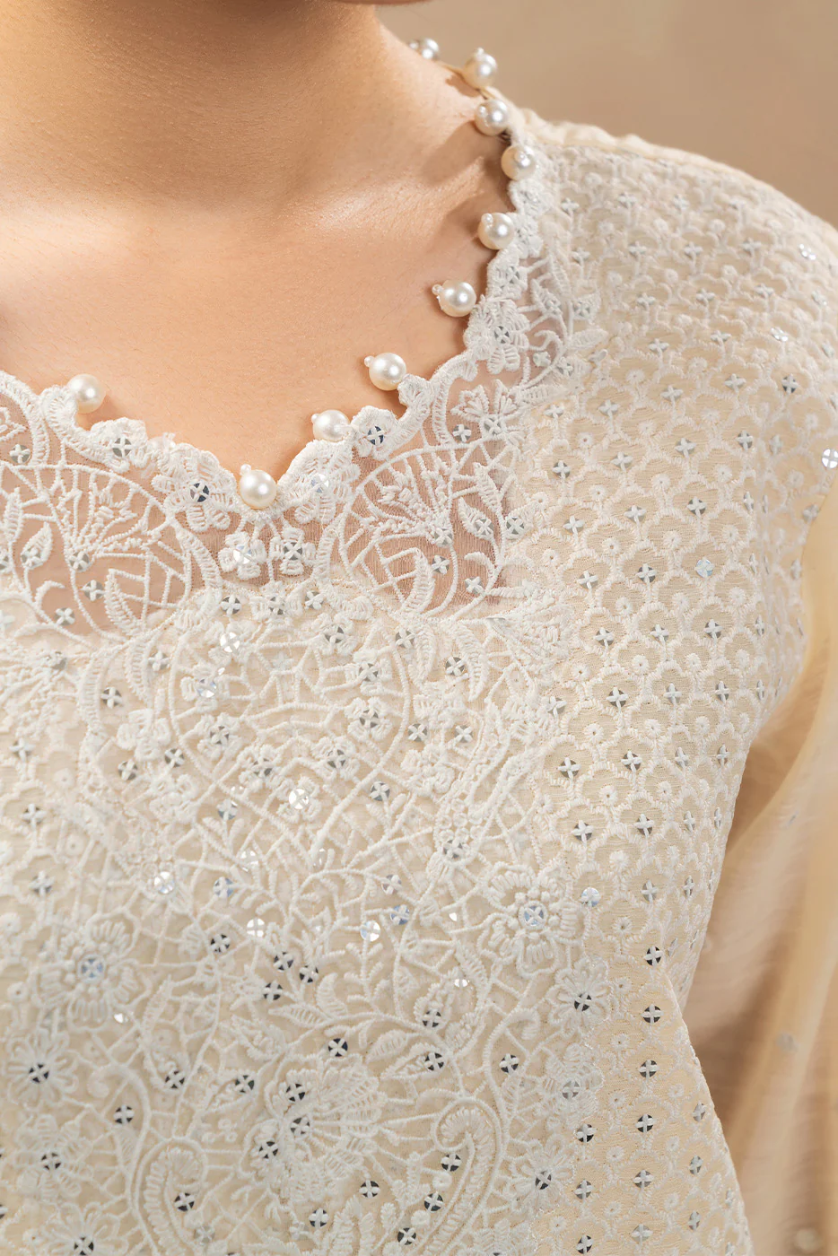 2 PIECE EMBROIDERED MONARK SUIT (LUXURY-PRET) - Image 7