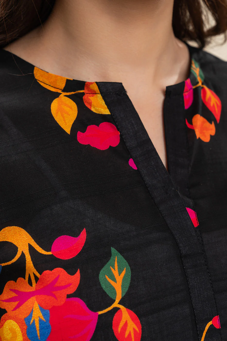 2 PIECE PRINTED DORIA LAWN SUIT (PRET) - Image 3