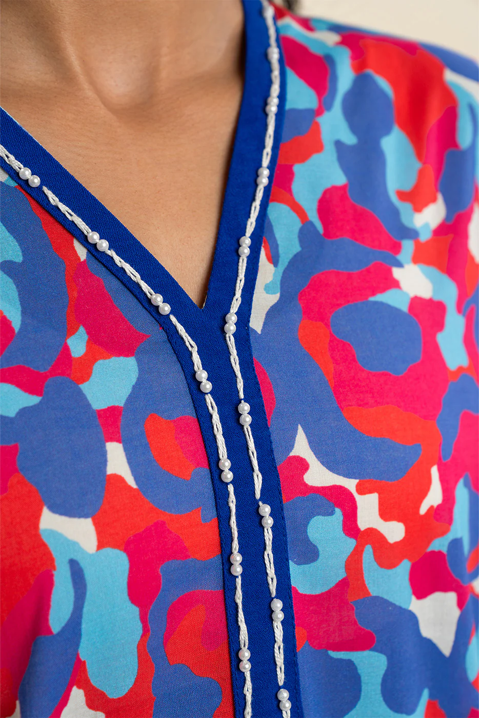 2 PIECE PRINTED LAWN SUIT (PRET) - Image 5