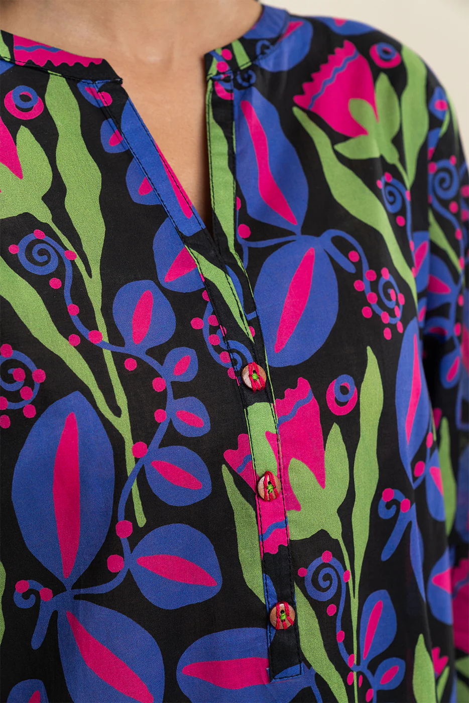 2 PIECE PRINTED LAWN SUIT (PRET) - Image 4