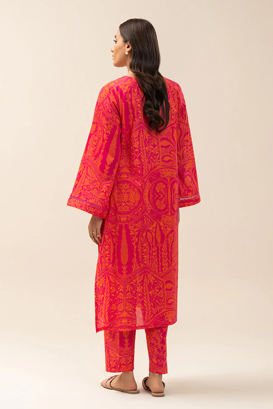 2 PIECE PRINTED LAWN SUIT (PRET) - Image 3