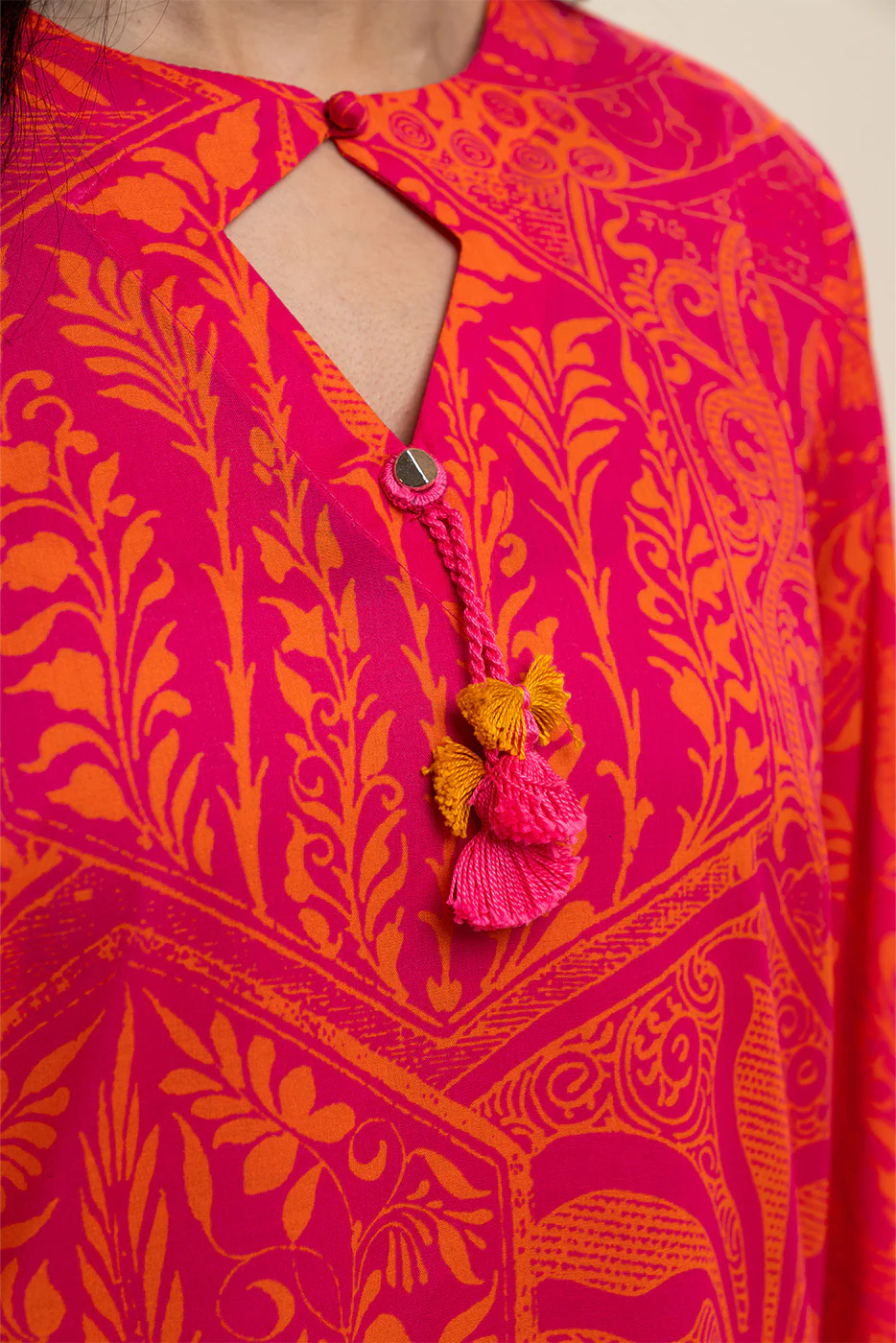 2 PIECE PRINTED LAWN SUIT (PRET) - Image 5