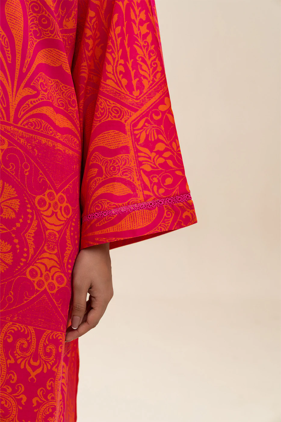 2 PIECE PRINTED LAWN SUIT (PRET) - Image 6