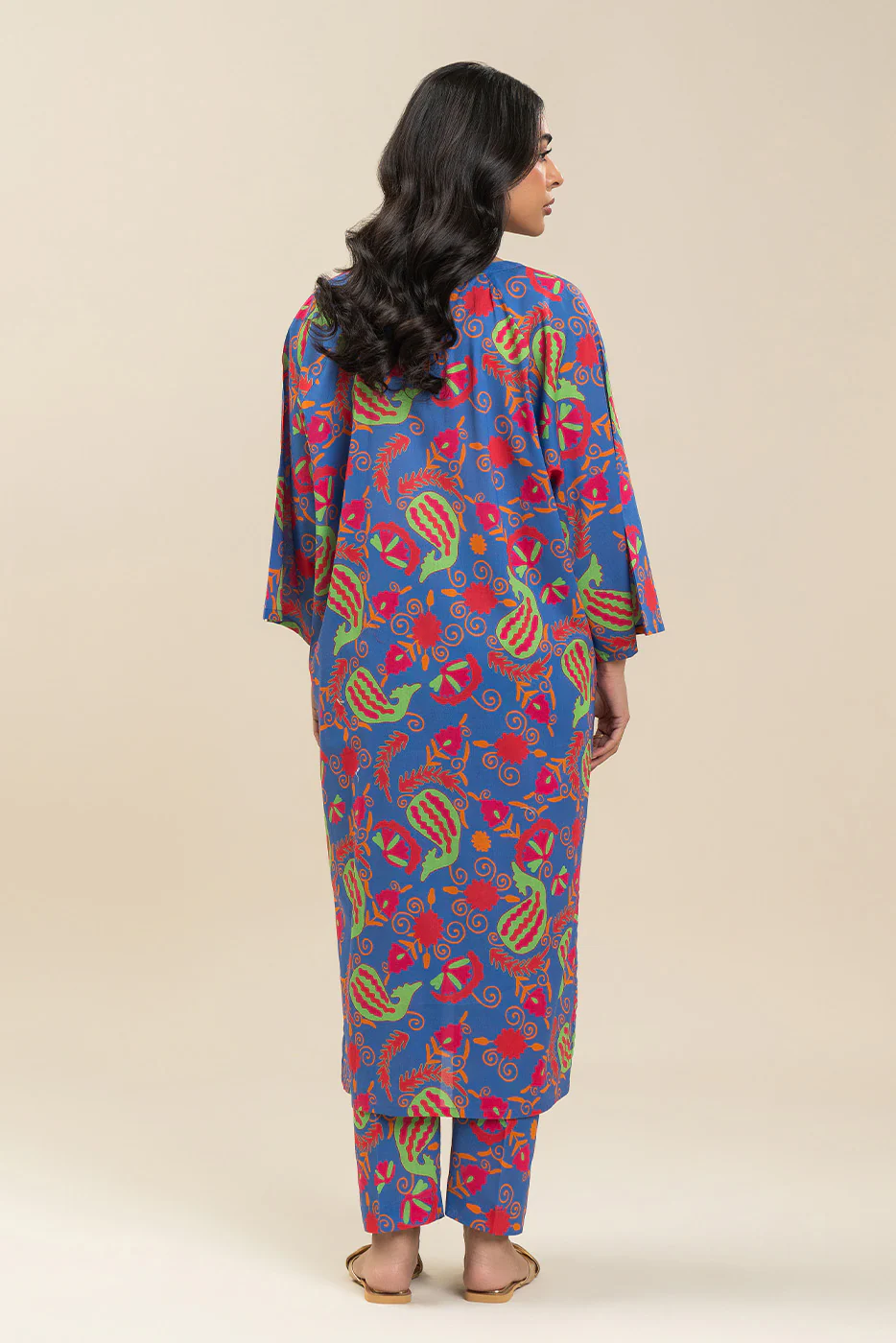 2 PIECE PRINTED LAWN SUIT (PRET) - Image 4